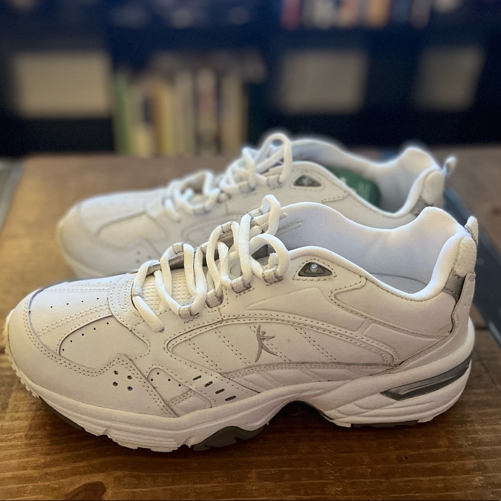 Danskin Athletic Shoes, White, Size 9